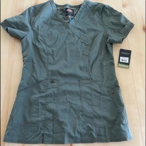 Scrub Top Dickies Essence